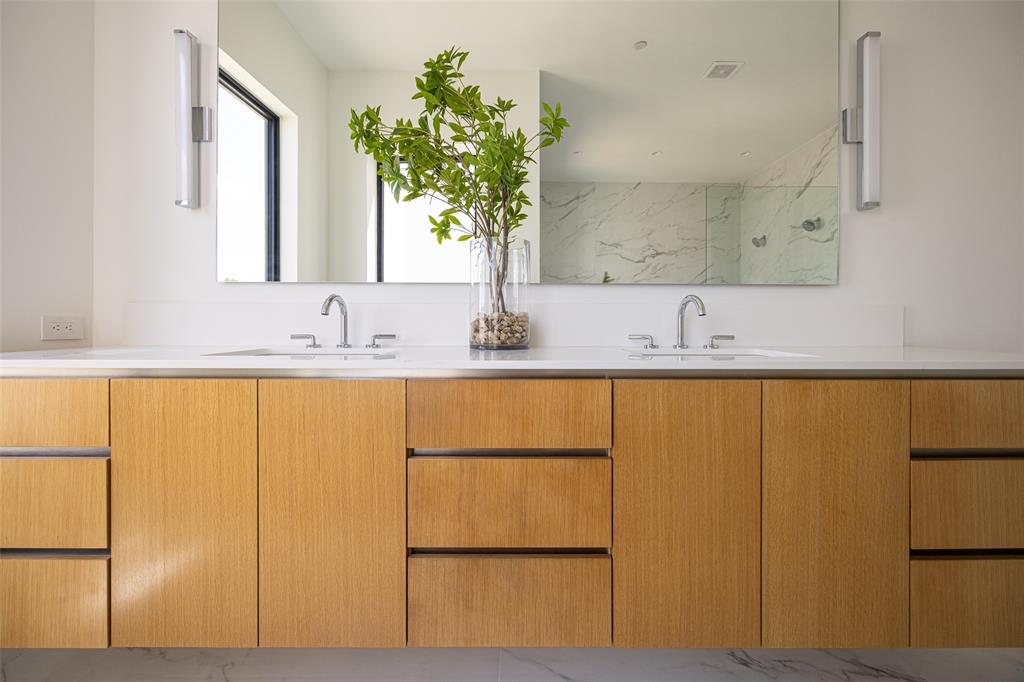 Kessler West Townhomes - Residential