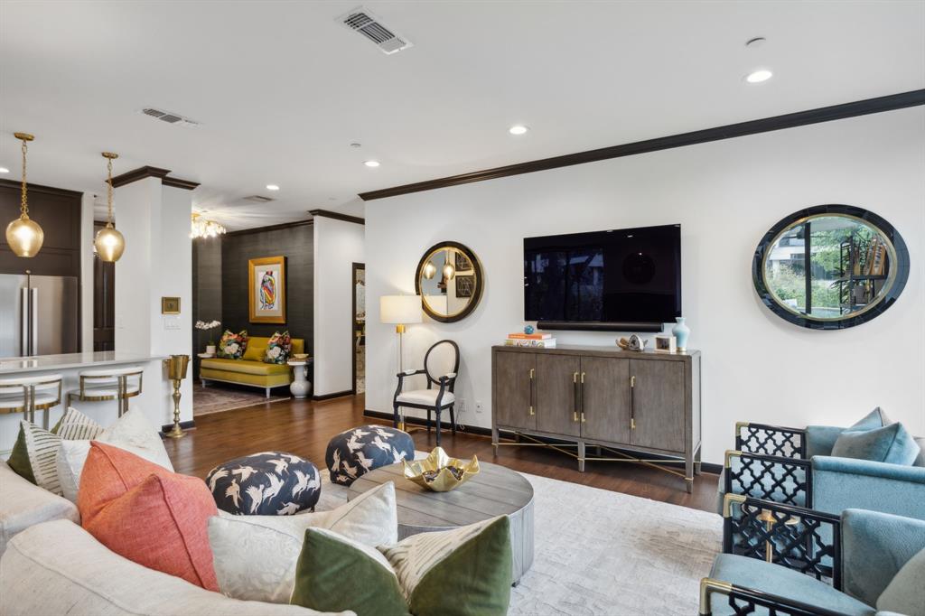 3510 Turtle Creek Boulevard 2C