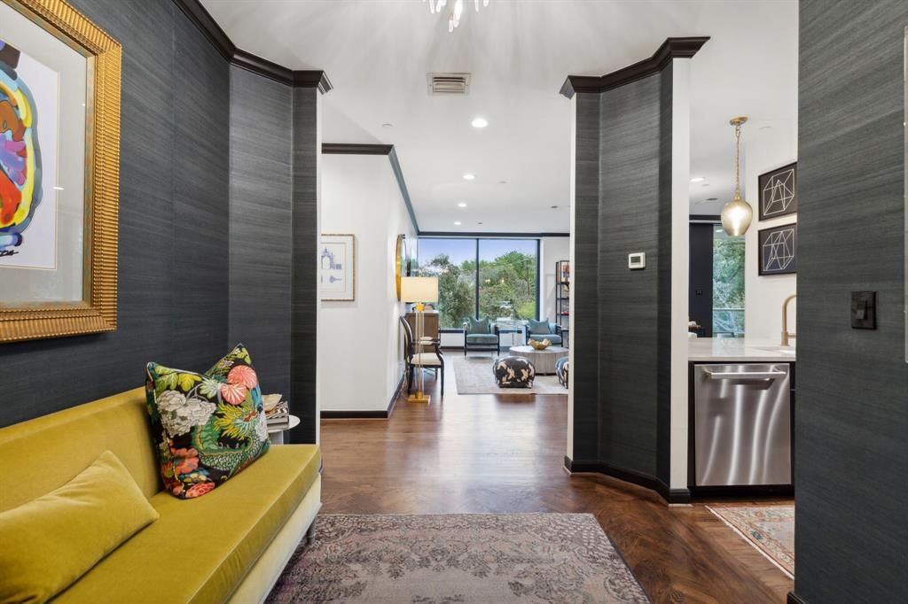 3510 Turtle Creek Boulevard 2C