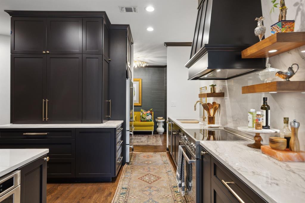 Claridge Condos - Residential