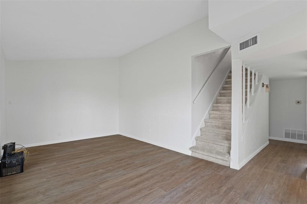 Highland Hills 19 - Residential