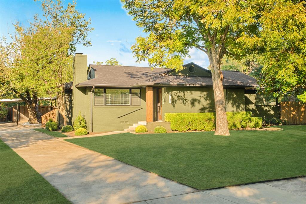 1631 Macmanus Drive