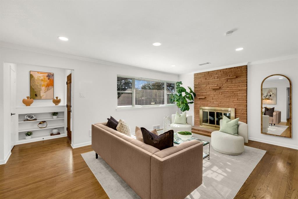 1631 Macmanus Drive