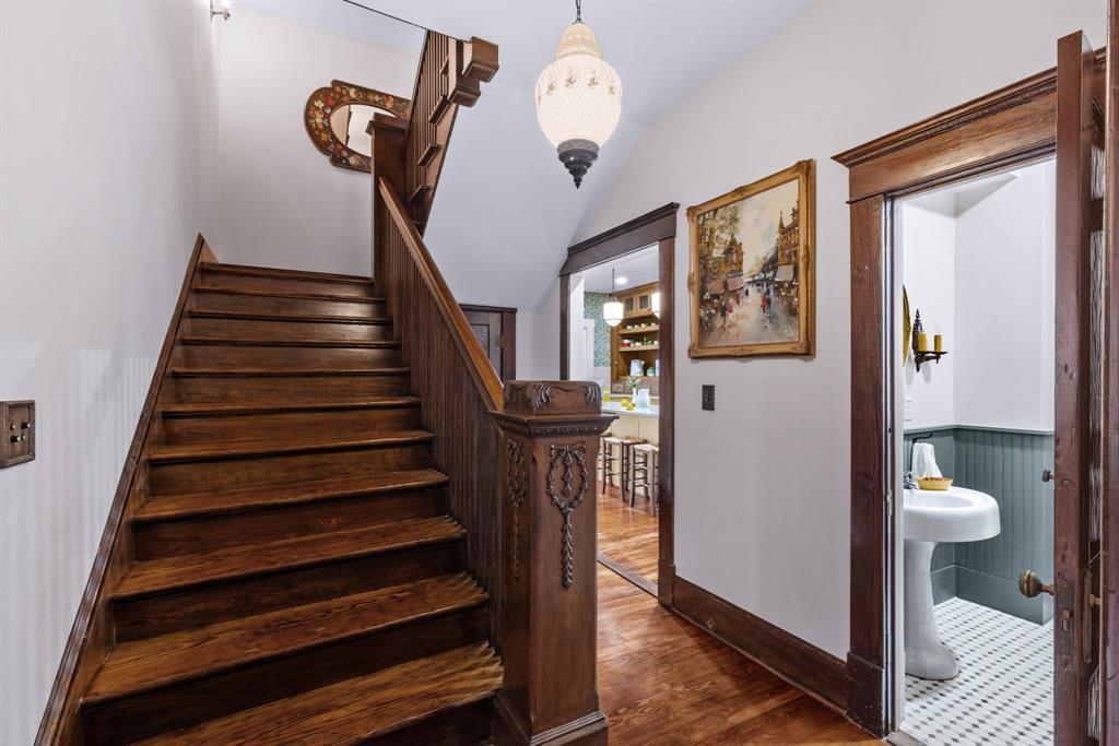 Munger Place - Residential