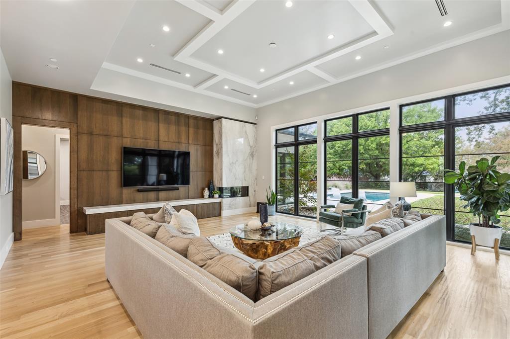 Diamond Circle Estate Add - Residential