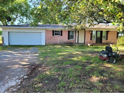 Photo of 23301 S 78 Highway, Trenton, TX 75490 (MLS # 21342569)