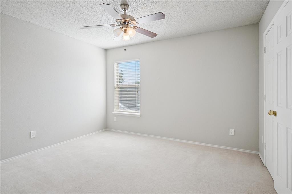 Meadows Of Roanoke Ph I - Residential Lease