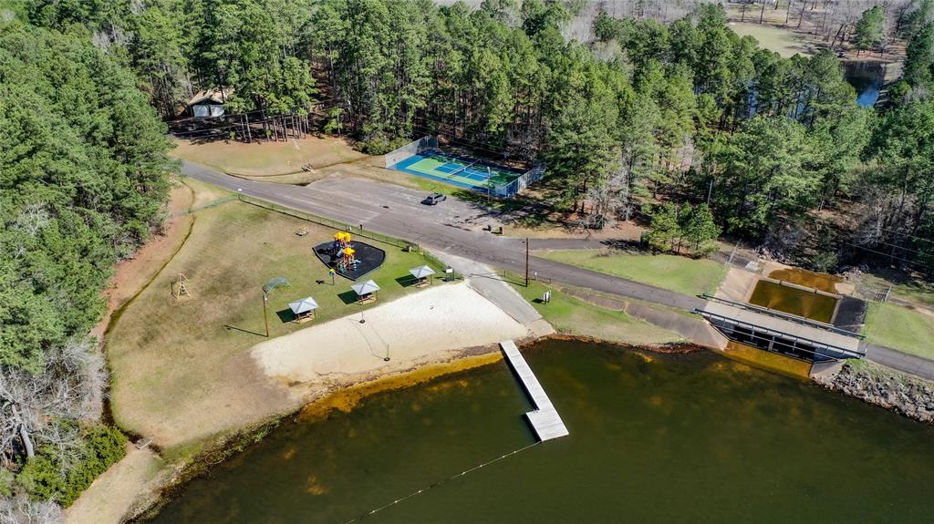 Shadowood Lake Estates - Residential