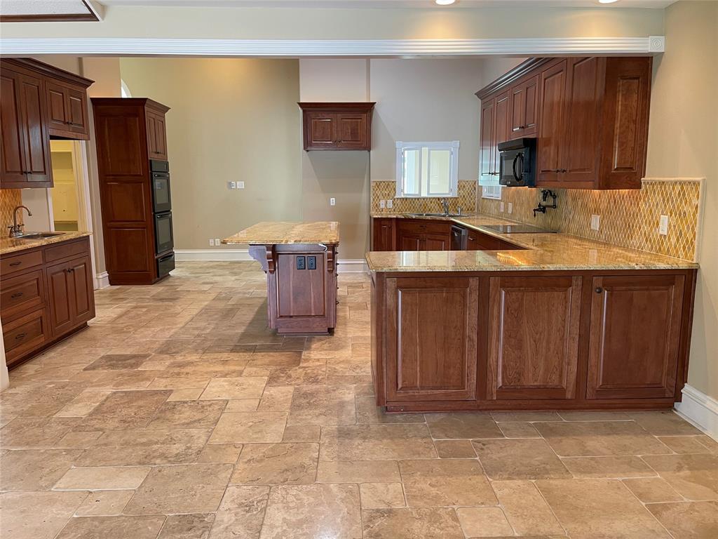 Shadowood Lake Estates - Residential