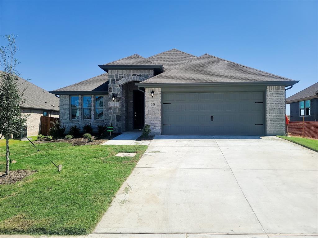 Photo 1 of 15 — 321 Ranch Road, Justin, TX 76247