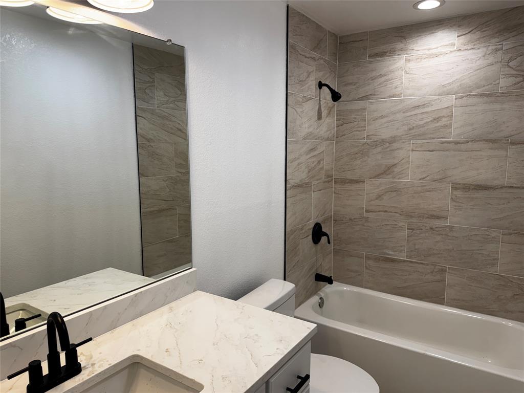 Lake Country Acres - Residential