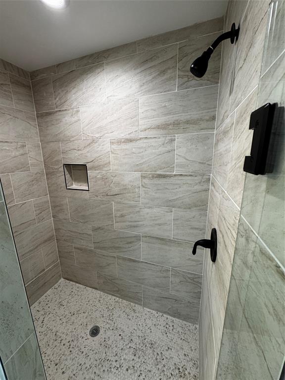 Lake Country Acres - Residential