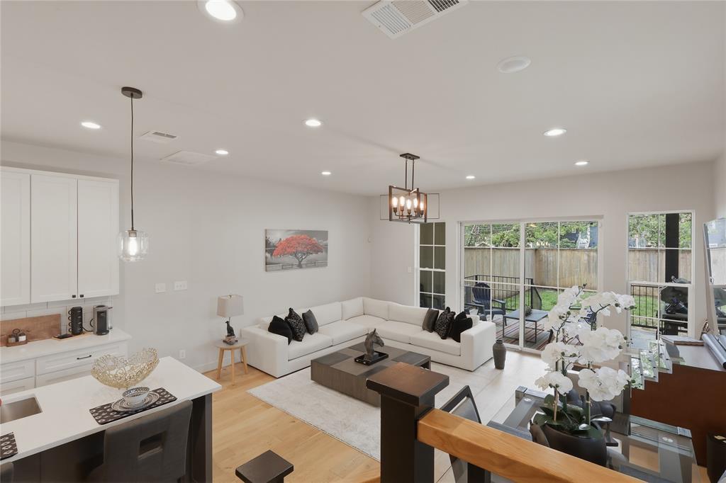 Mount Auburn - Residential