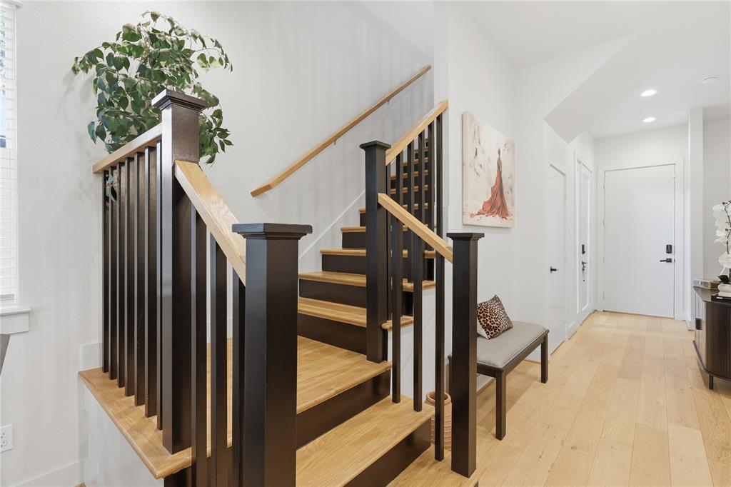 Mount Auburn - Residential