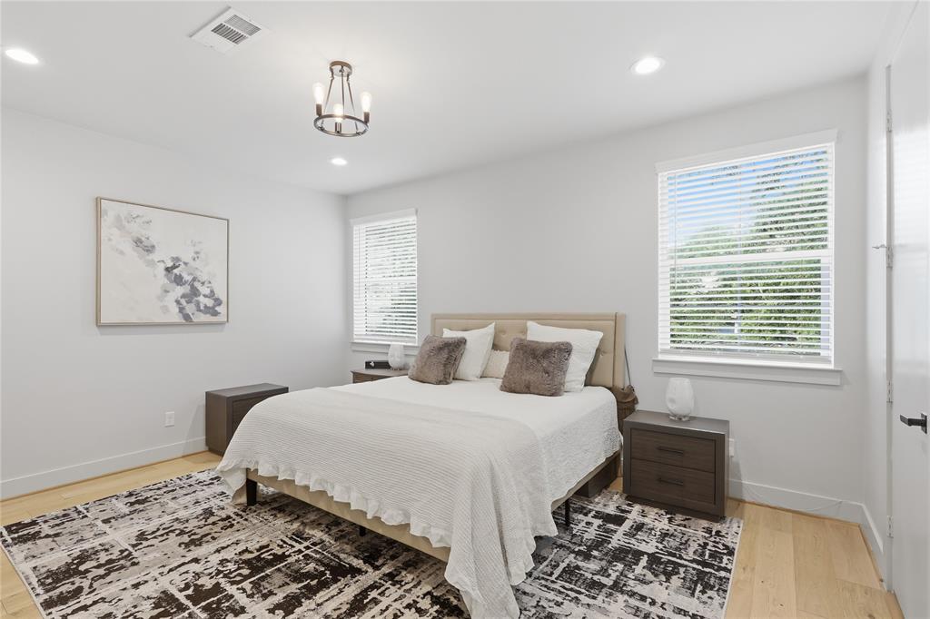 Mount Auburn - Residential