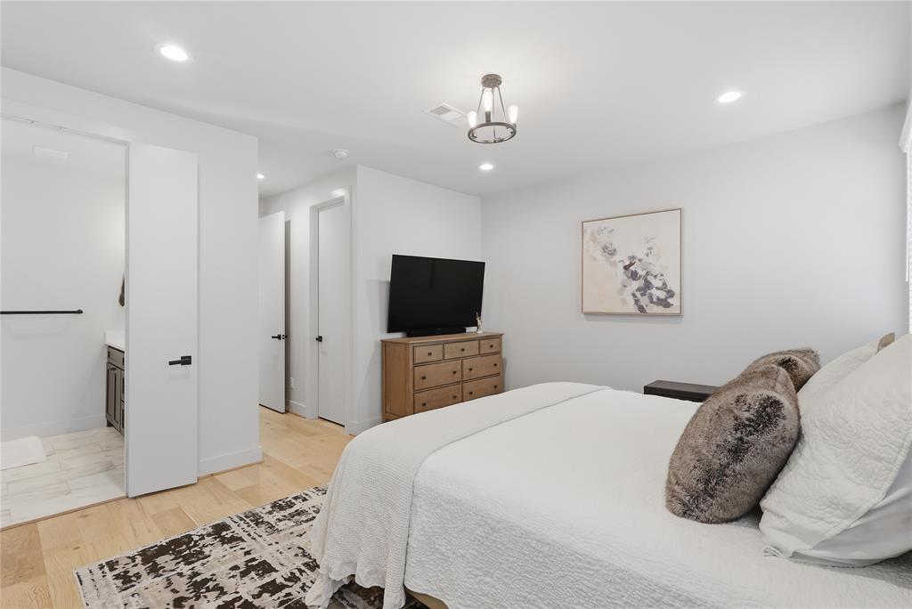 Mount Auburn - Residential