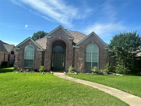 10917 Spring Lake Road Frisco TX 75035