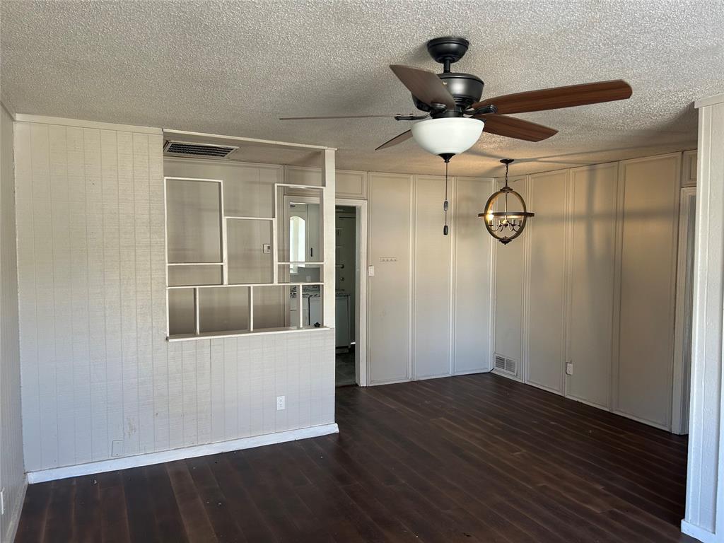 Garland Heights 02 - Residential Lease