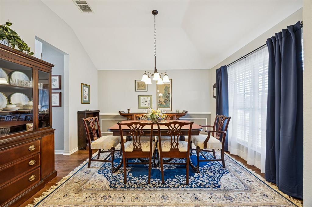 2790 Beacon Hill Drive