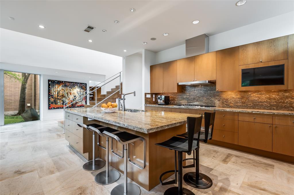 2207 Kessler Woods Court