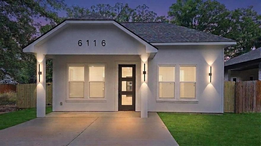 Welcome to this beautifully crafted new construction 3-bedroom, 2-bathroom home, located in a developing area with convenient lake access. The exterior showcases a sleek stucco front, offering clean lines and modern curb appeal.
Thoughtfully designed with both style and functionality in mind, the home features granite countertops, stainless steel appliances, matte black hardware, and a modern kitchen island that anchors the open-concept space. The living and kitchen area is elevated by impressive 12-foot ceilings, creating a bright, airy environment perfect for entertaining and everyday living.
The primary suite offers a private ensuite bathroom, providing a comfortable and relaxing retreat. Step outside to a fully fenced backyard with fresh sod, ideal for pets or gatherings. Additional features include gutters for added convenience.
The community offers access to a boat ramp, fishing areas, and a playground—making it easy to enjoy time outdoors and take full advantage of nearby lake living. Rentals, including short-term rentals, are allowed, offering excellent flexibility for personal use or investment potential.