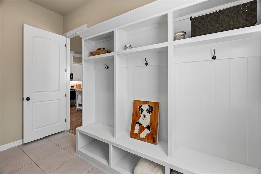 Gemstone Estates Ph Six - Residential