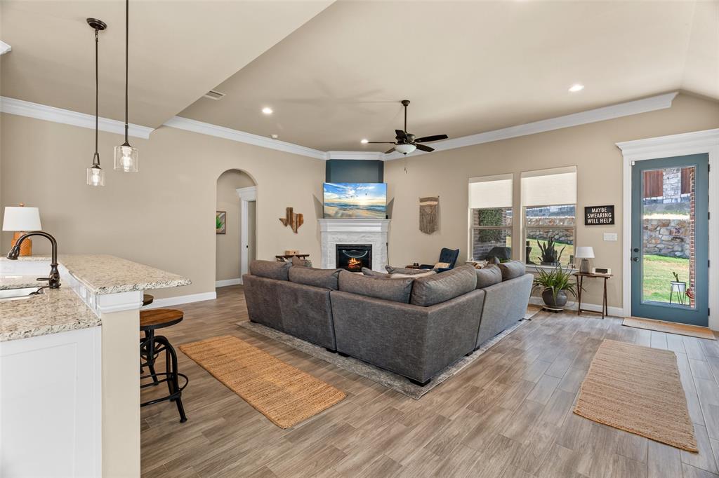 Gemstone Estates Ph Six - Residential