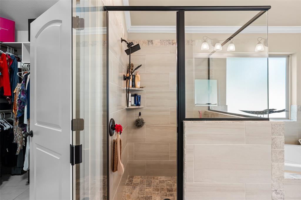 Gemstone Estates Ph Six - Residential