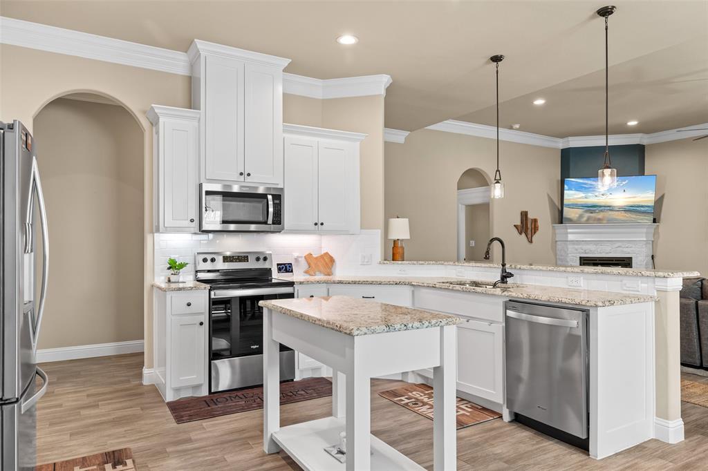 Gemstone Estates Ph Six - Residential