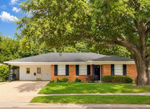 Photo of 6009 Horton Avenue, Shreveport, LA 71105 (MLS # 21341827)