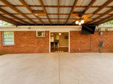 Tiny photo for 6009 Horton Avenue, Shreveport, LA 71105 (MLS # 21341827)