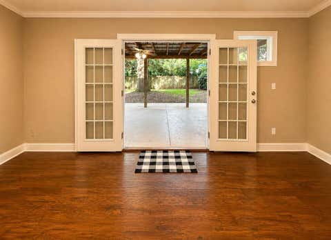 Tiny photo for 6009 Horton Avenue, Shreveport, LA 71105 (MLS # 21341827)