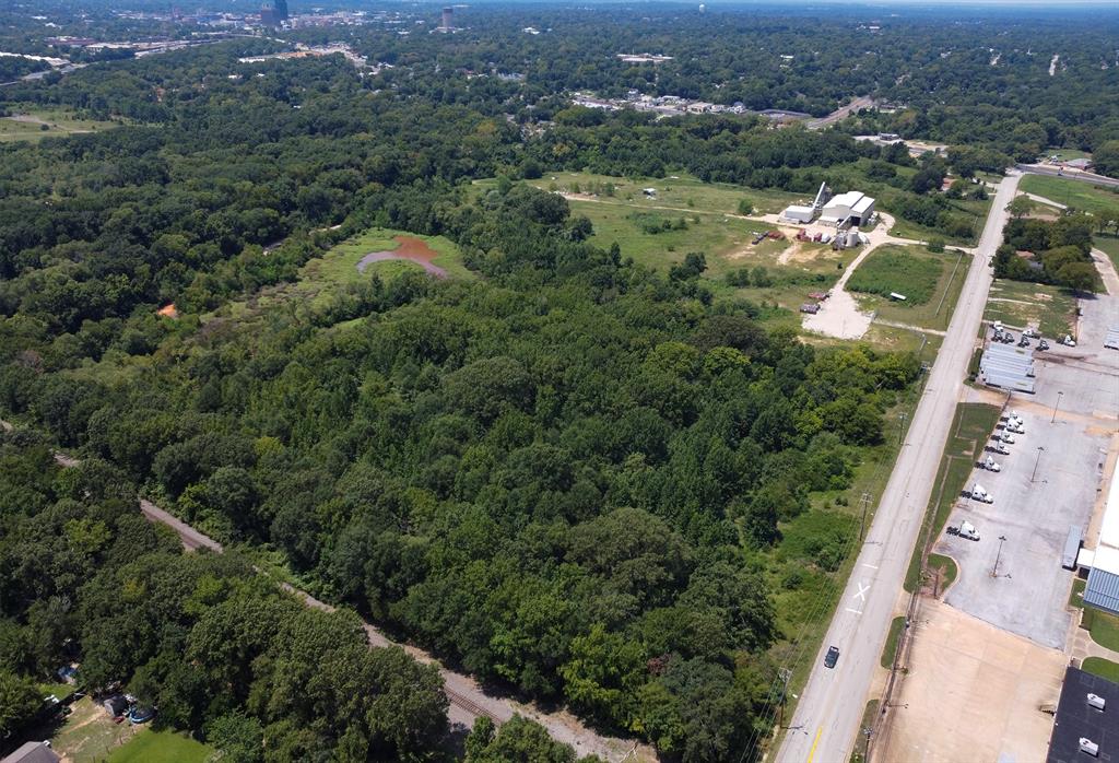 TRINITY OAK ADDN - Commercial Sale