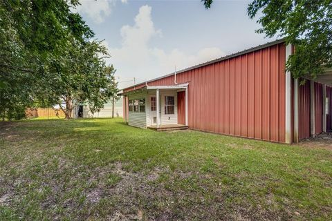 A home in Pottsboro