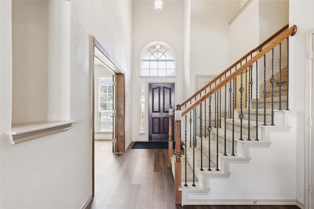 2221 Laurel Forest Drive