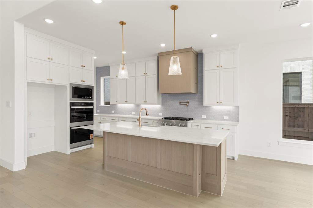 Mosaic - Residential