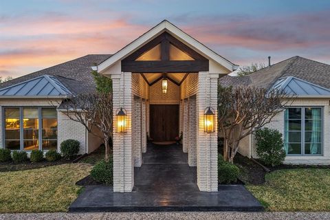 Tiny photo for 5603 Ursula Lane, Dallas, TX 75229 (MLS # 21176195)