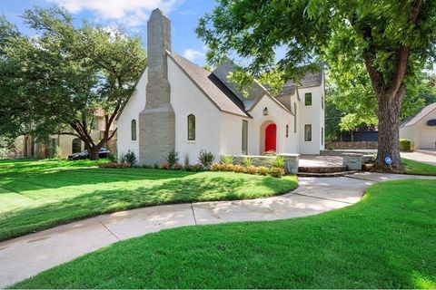 2809 6th Avenue Fort Worth TX 76110