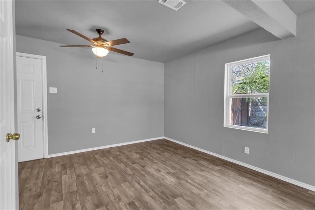 Hayes Mitchell Contemporary - Residential