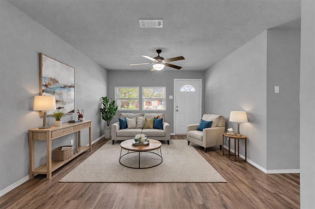 Hayes Mitchell Contemporary - Residential