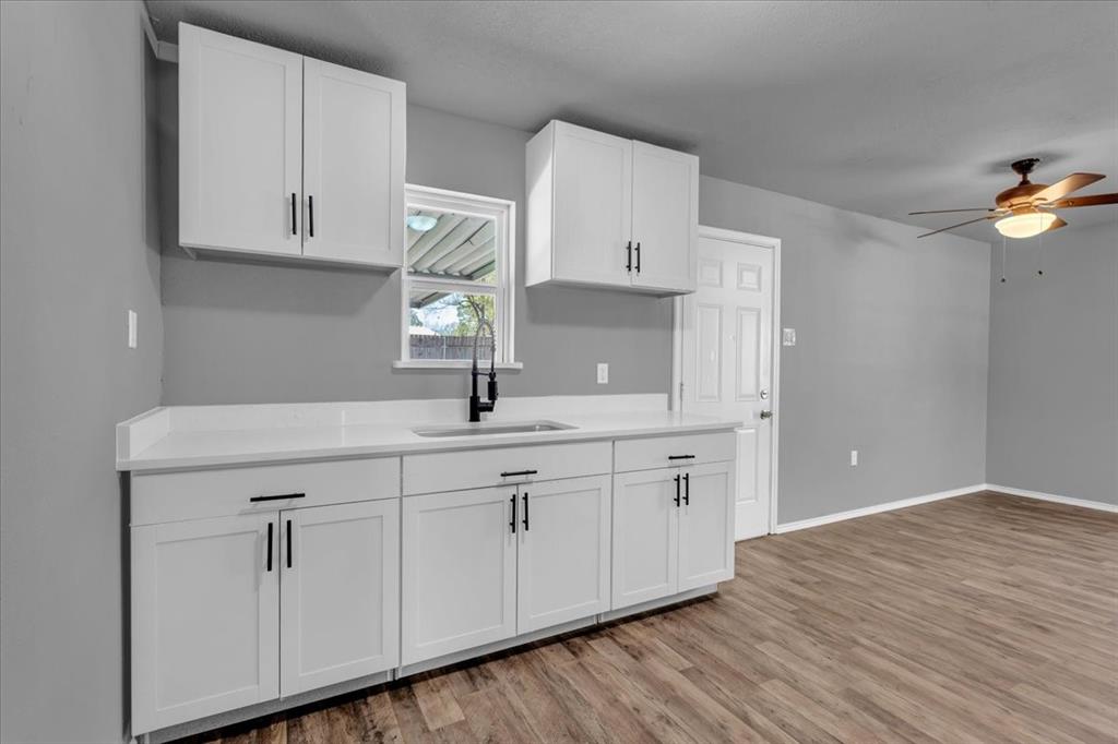 Hayes Mitchell Contemporary - Residential