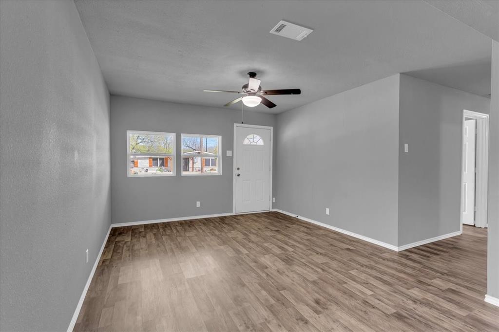 Hayes Mitchell Contemporary - Residential