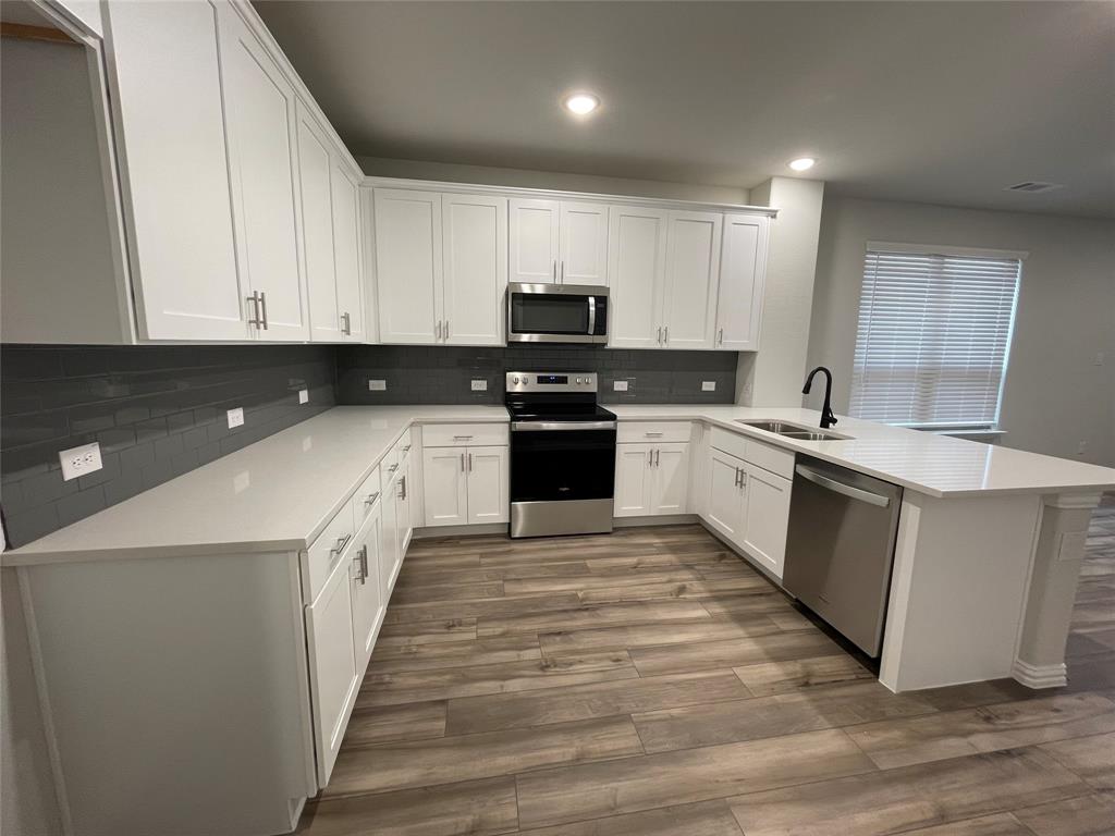 Red Eagle Place - Residential