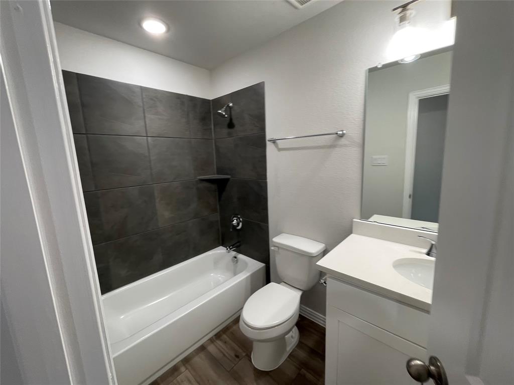 Red Eagle Place - Residential