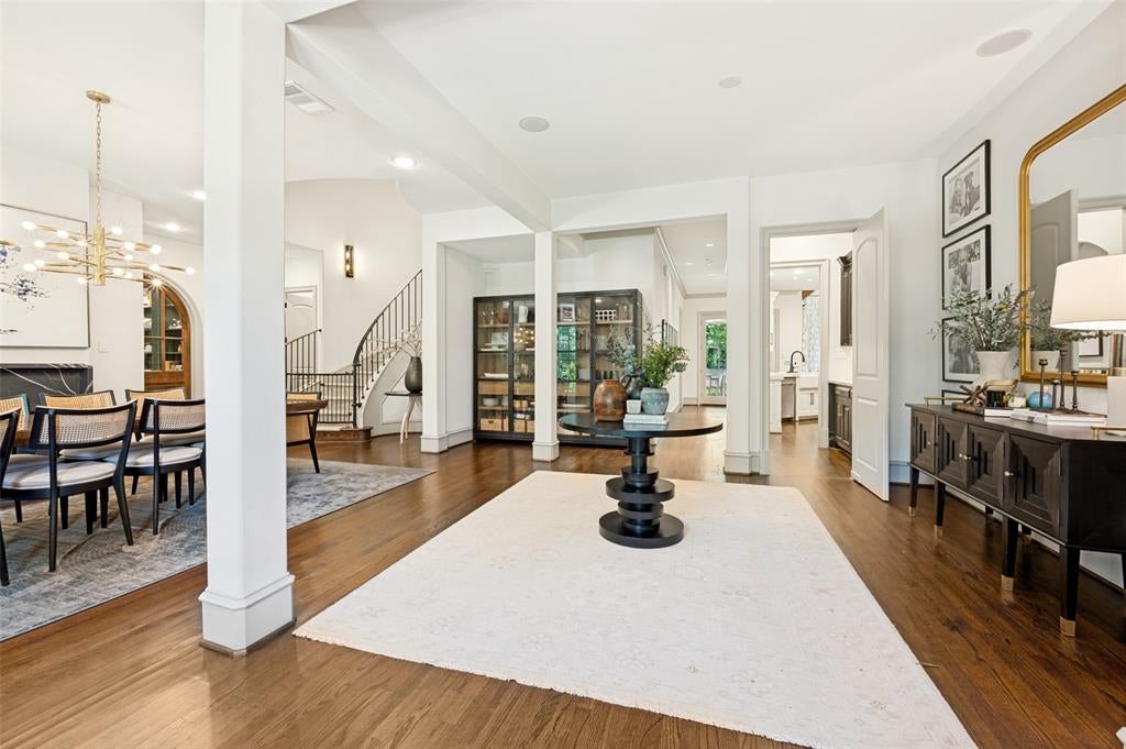 5638 Greenbrier Drive