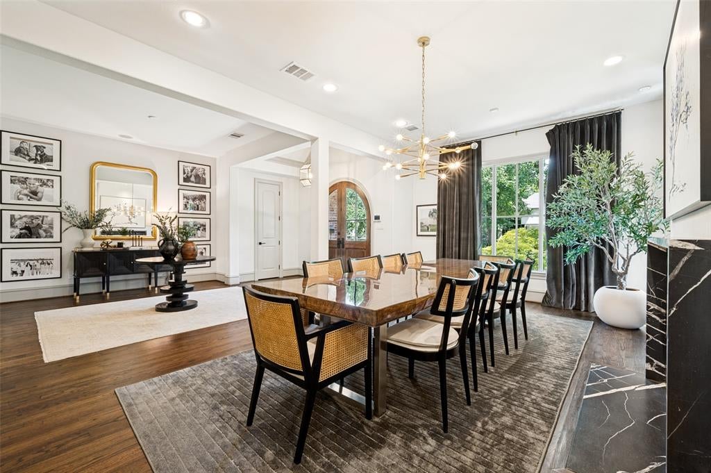 5638 Greenbrier Drive