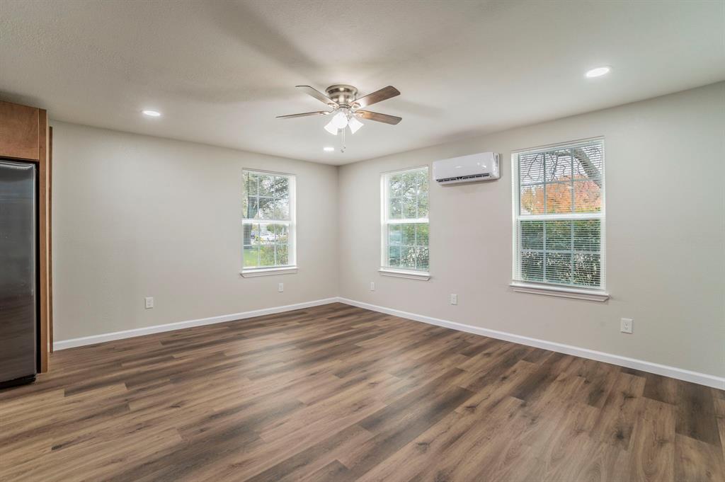 Chamberlain Arlington Heights 1st - Residential Lease