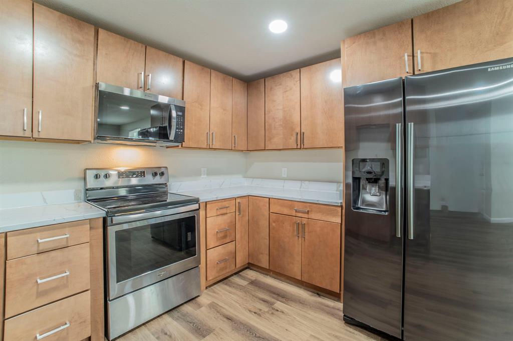 Chamberlain Arlington Heights 1st - Residential Lease