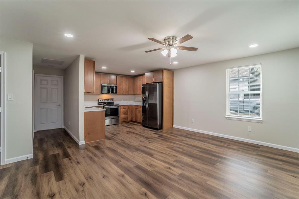 Chamberlain Arlington Heights 1st - Residential Lease