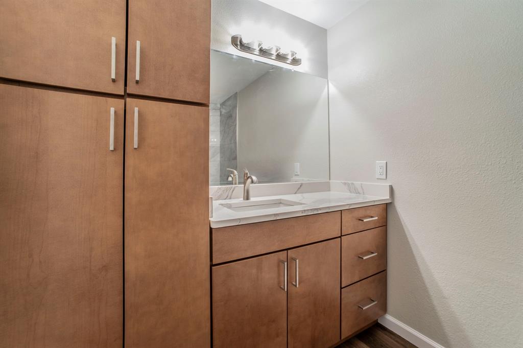 Chamberlain Arlington Heights 1st - Residential Lease